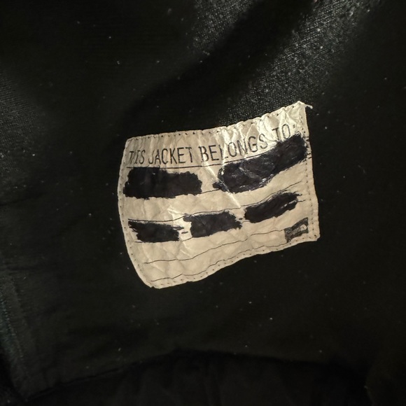 The North Face Black Jacket - Picture 15 of 15